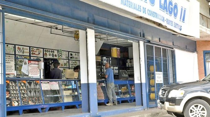farmacia y ferreteria del lago