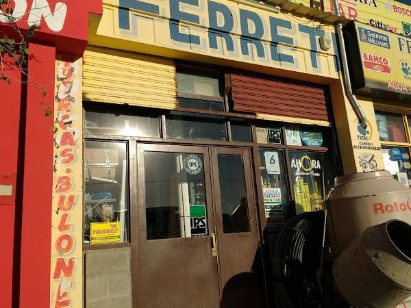 ferreteria luar