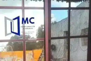 Vidriería y Cerrajería San Cono